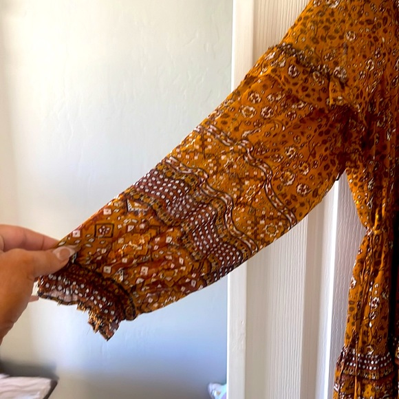 Beautiful rustiness with adjustable waist ties - Picture 3 of 6